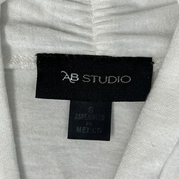 AB Studio Women's Off White Cardigan Sweater - Picture 8 of 11